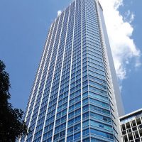 PBCom Tower | Filipinler mageba tarafından kurulan ROBO® QUAKE İzleme Sistemi, yapının durumu- na ilişkin sürekli veri akışı sağlamaktadır.